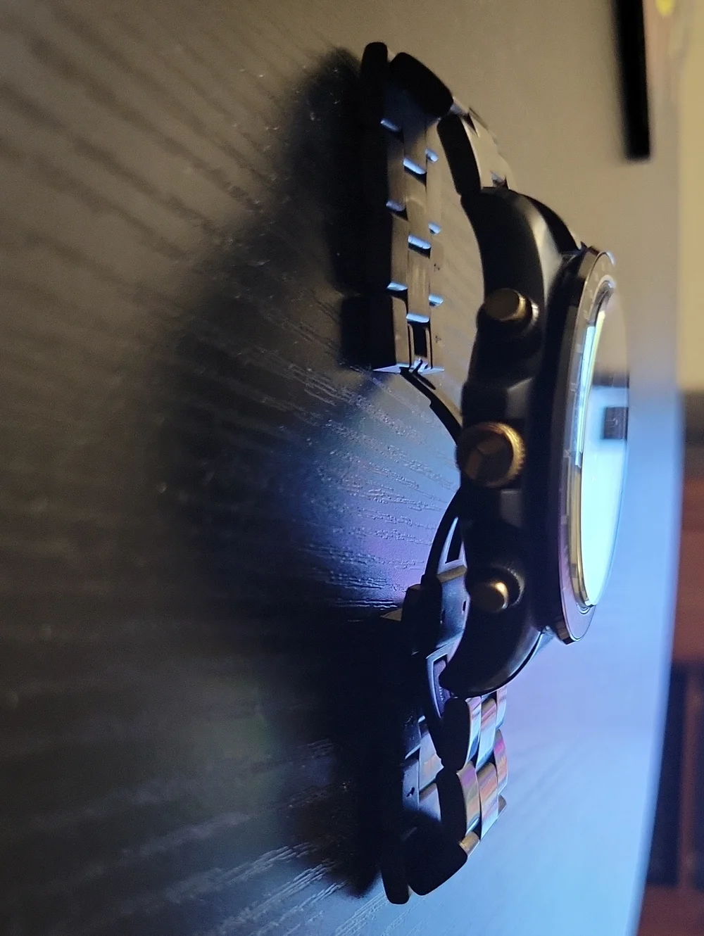 Vestal sleek black